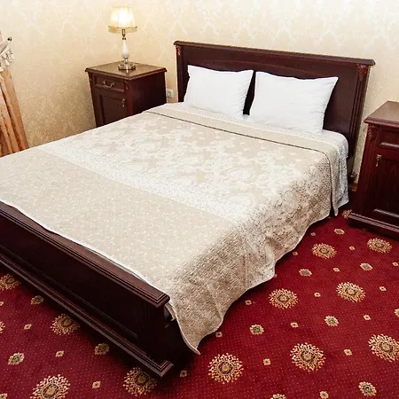 Hotel Queen Of Opera 3*